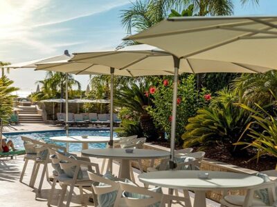 Quinta do lago hotel pool bar 2